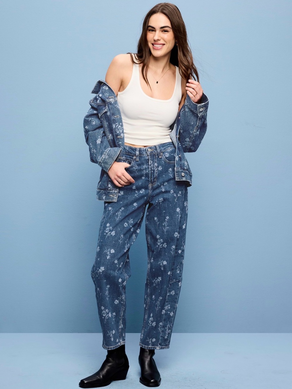 Old Navy Women's Floral-Print Barrel Ankle Jeans
